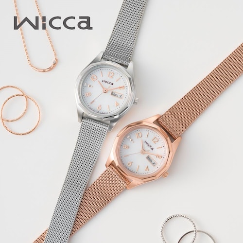 wicca 視認性とときめきを両立した デイライト付きソーラーテック腕時計