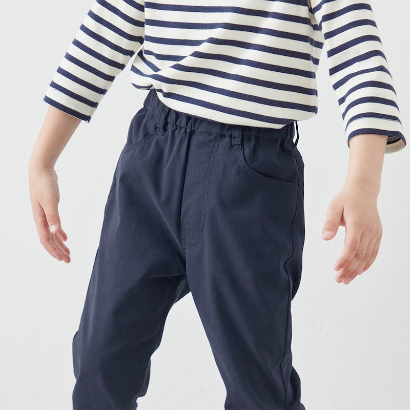 ベルトループ付きのプルオン仕様