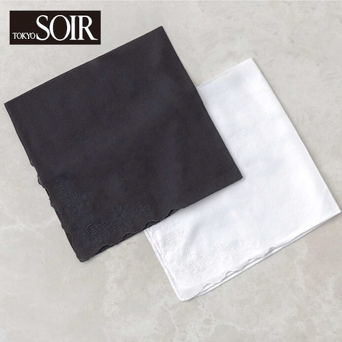 ローズ刺しゅうのコットンハンカチ