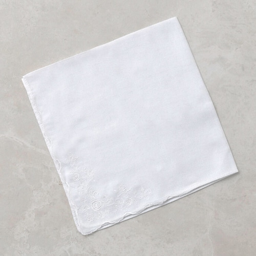 ローズ刺しゅうのコットンハンカチ