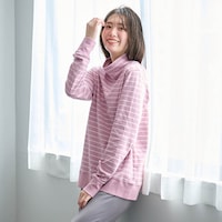 モデル身長168cm／M（スモーキーピンク系）