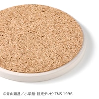 裏面はすべりどめのコルク素材使用