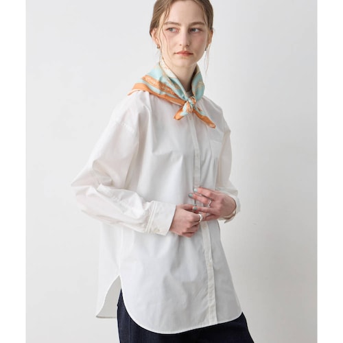 ノーカラーシャツ