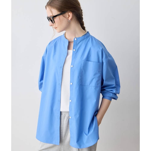 ノーカラーシャツ