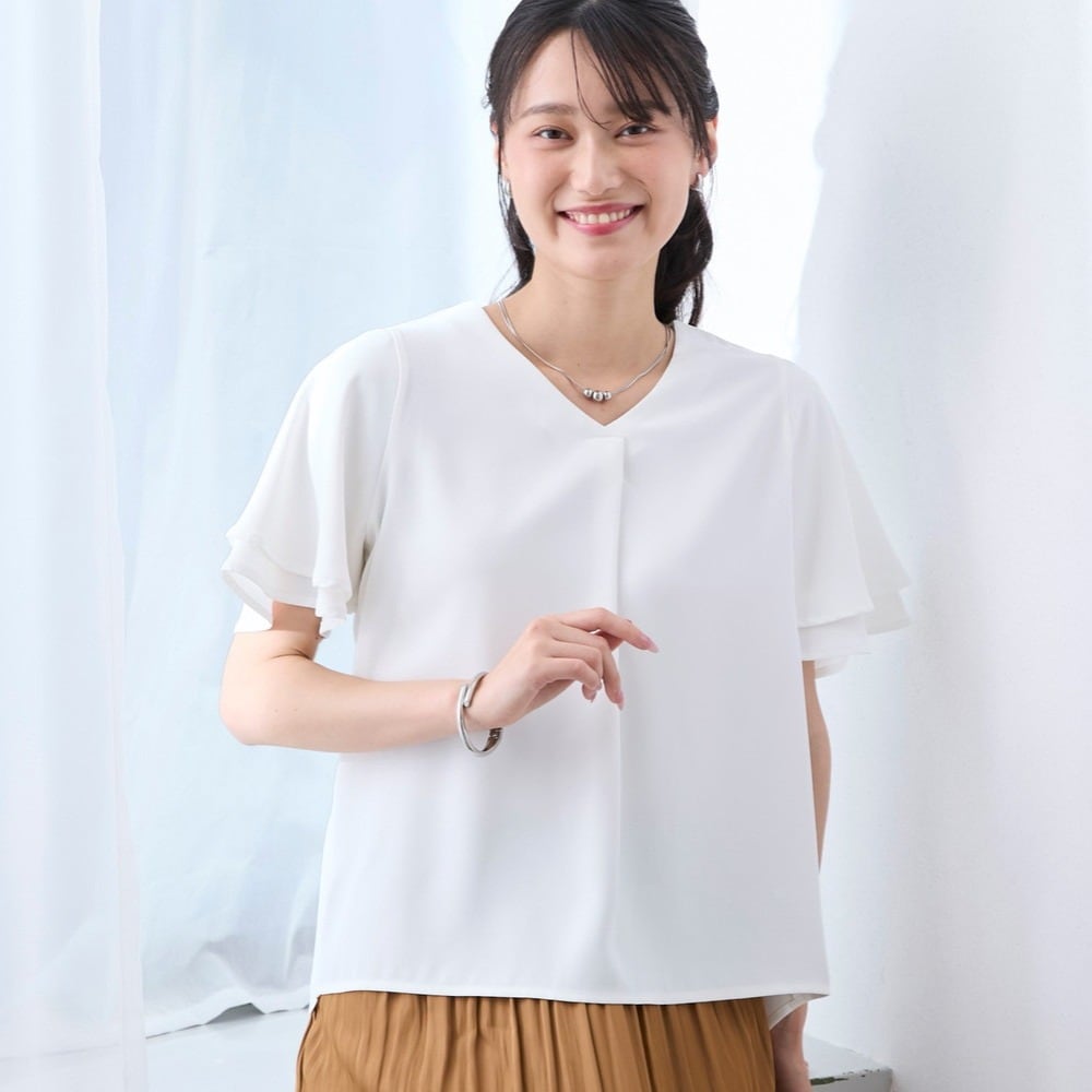 【8月7日再値下げ】 Vネックフレア袖プルオーバーブラウス 【8月7日再値下げ】 Vネックフレア袖プルオーバーブラウス