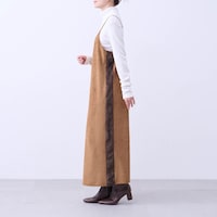 モデル身長168cm／M ※写真は撮影用のため総丈+8cmになります。