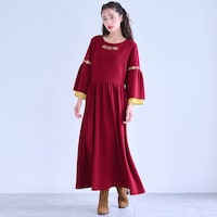 モデル身長167cm／M ※写真は撮影用のため総丈+2cm、身丈+8cmになります。