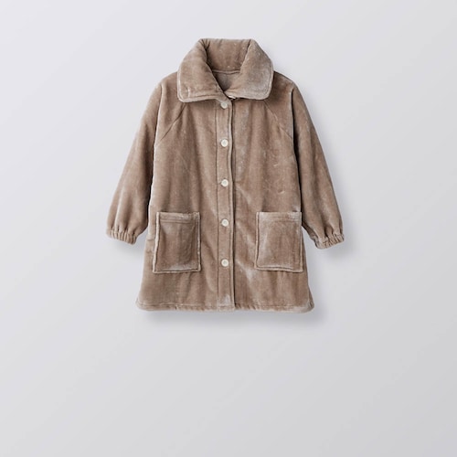 包み込まれるような着る毛布 【あったかなめらかな肌ざわり】