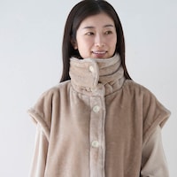 ボタンを全て閉めると首元あったか