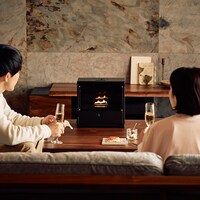 カセットガスと電池だけで、幻想的な本物の炎の揺らぎをご自宅でお楽しみいただけます