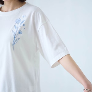 気になる二の腕や日焼け対策にうれしい長めの袖丈