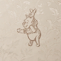 くまのプーさんの仲間たちがプリントされており、どこかほっこりするデザイン