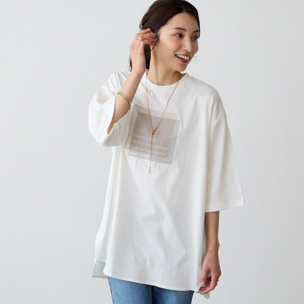 【ベルメゾン】ラウンドヘム刺しゅうチュニック