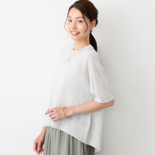 バックスリット半袖ニット