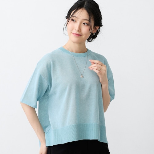 バックスリット半袖ニット