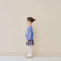 「チップ＆デール」（バイオレット）／モデル身長108㎝、110サイズ着用