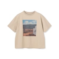 ベージュ（建物）