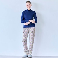 モデル身長174cm／Ｍ ※写真は撮影用のため股下+4cmになります。