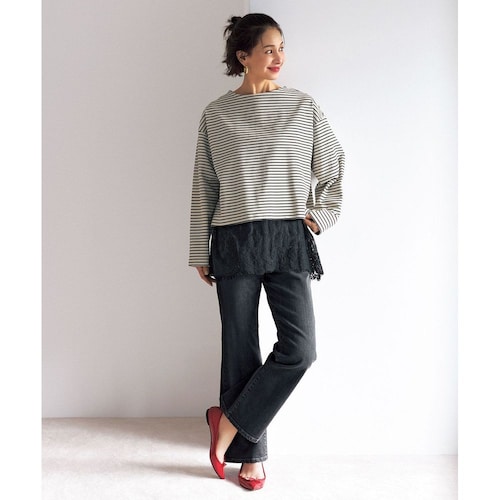 【UNFILO／アンフィーロ】フレア デニムパンツ