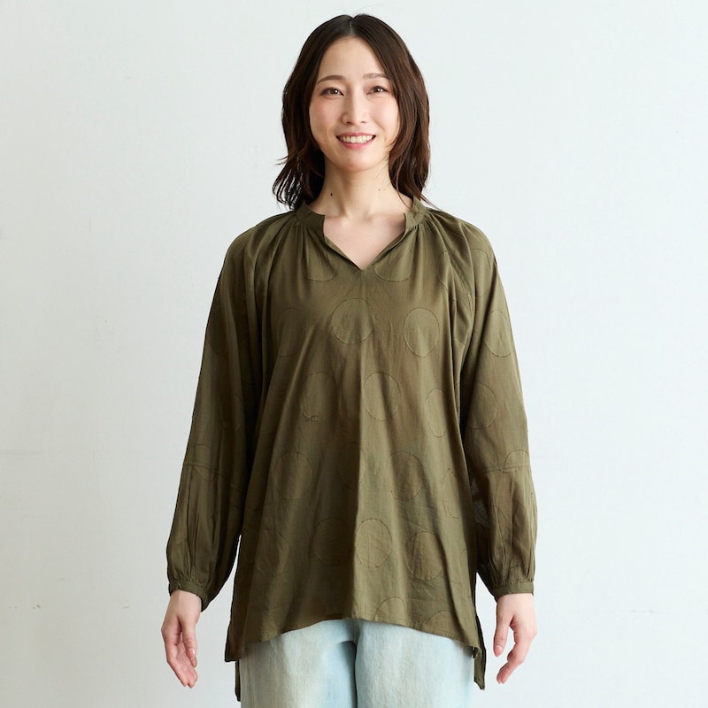 モデル身長165cm／Mサイズ