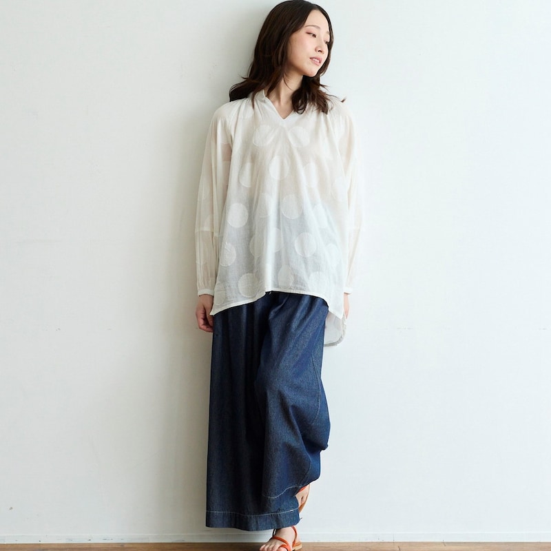 モデル身長165cm／Mサイズ