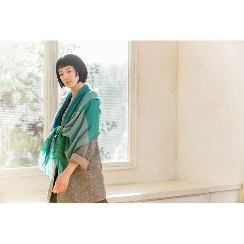 ターコイズグリーン