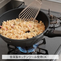 フッ素などのコーティングなしだから様々なキッチンツールに対応！
