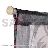 突っ張り棒を通して使用も