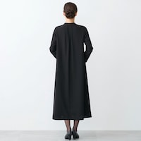 モデル身長167cm／Ｓ～Ｍ・着丈118cm