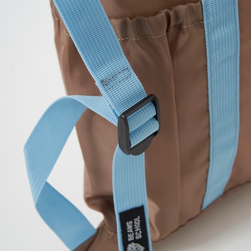 サンドベージュ