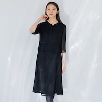 ブラック