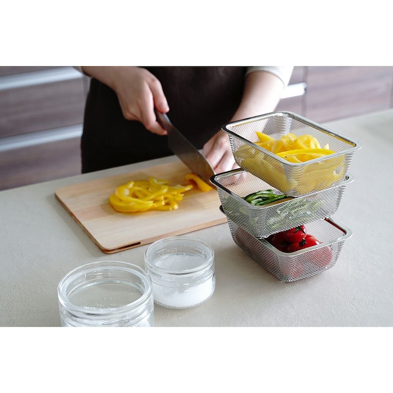 サラダの切り分け、水切り、下ごしらえに。