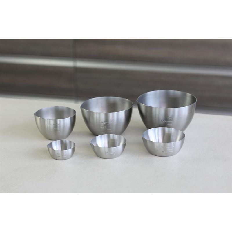 上：「下ごしらえボウル」（別売）、下「小分け調味ボウル」