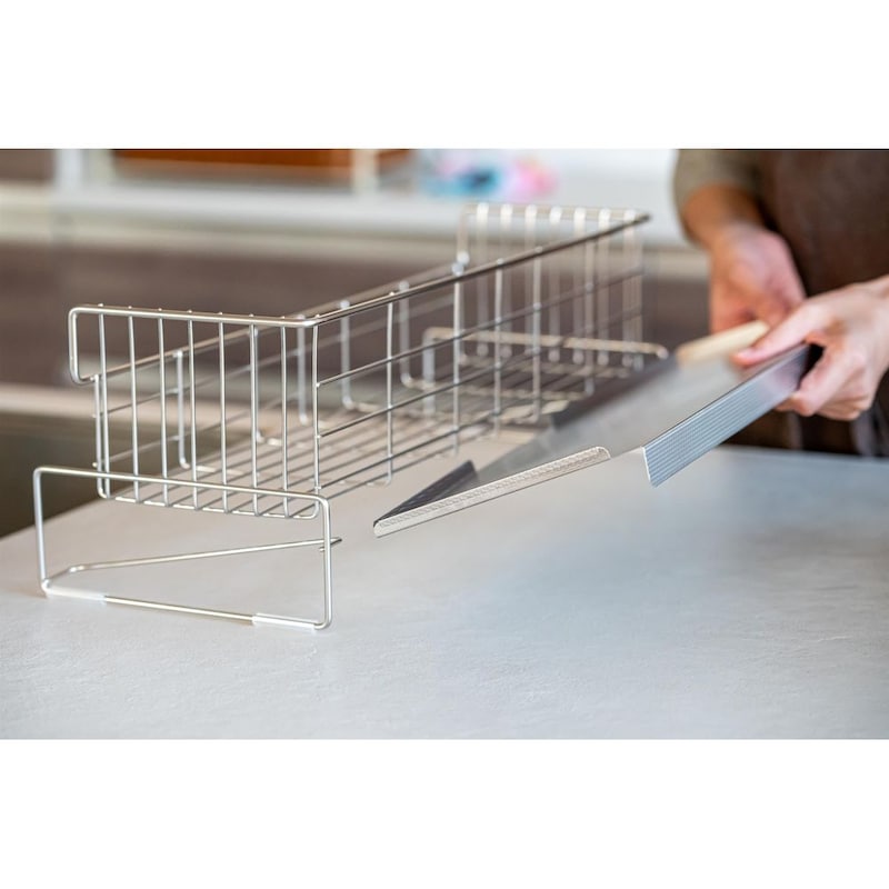 トレーは取り外して洗えます