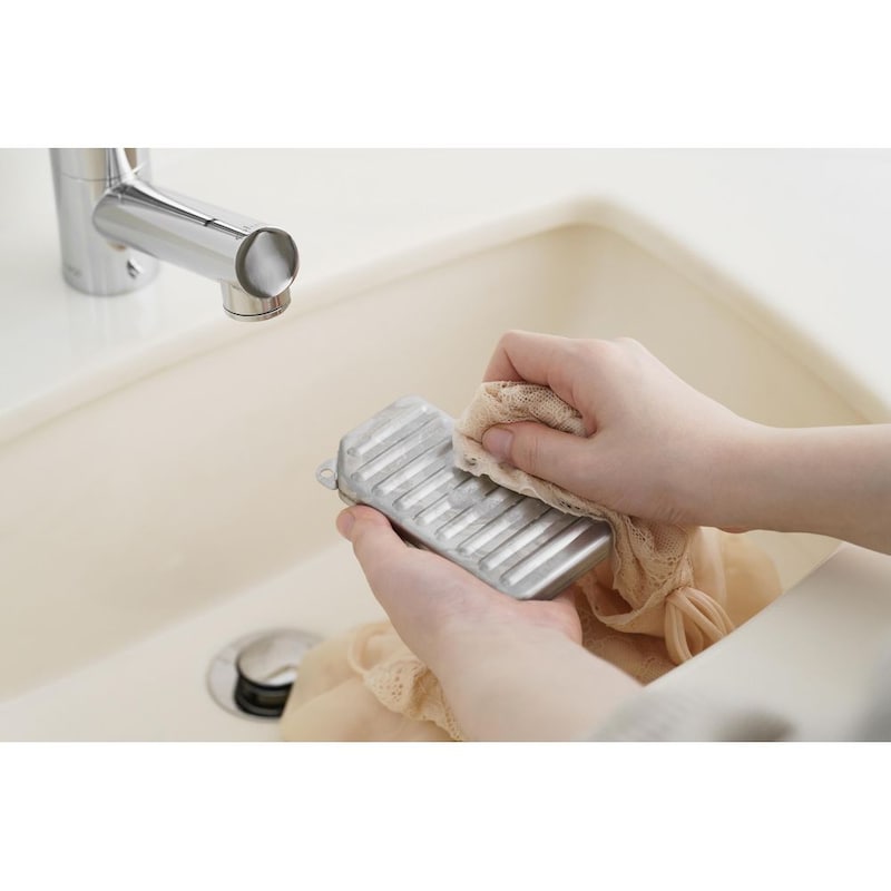 手のひらくらいの大きさです