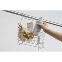浮かせて収納できるので、容器の底に汚れがたまらず、乾きも早い
