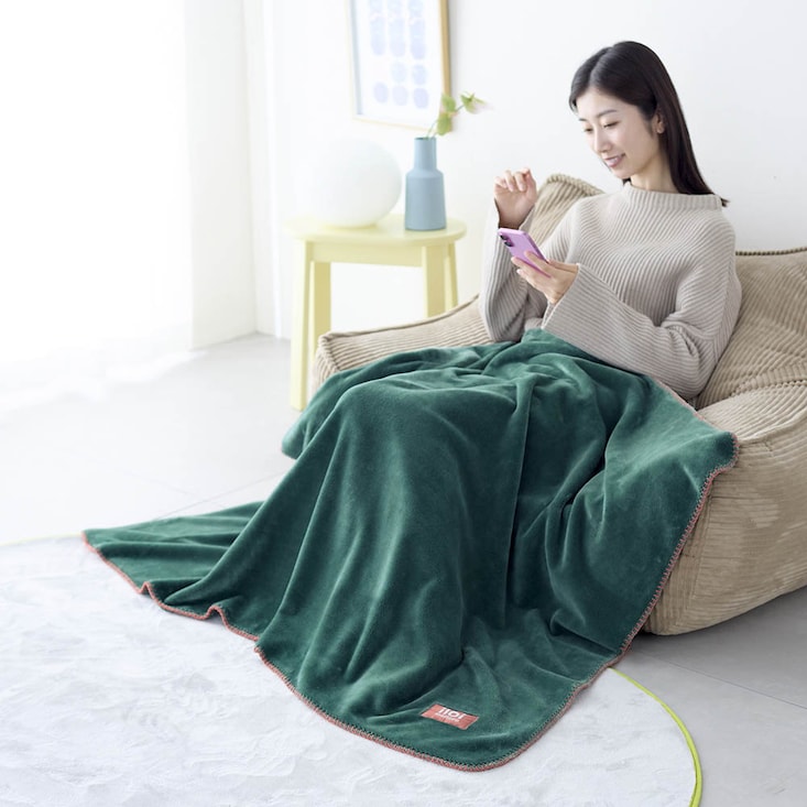 北欧スタイルのブランケット 【あったかなめらかな肌ざわり】