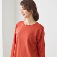 ネックラインがきれいに見えるこだわりの設計