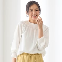 オフホワイト