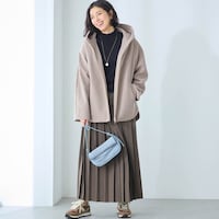 ブラウン着用