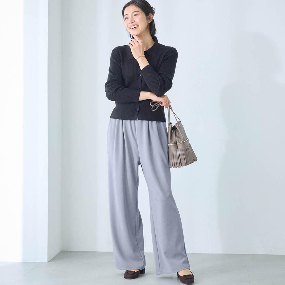 モデル身長168cm／M ※写真は撮影用のため股下+6cmになります。