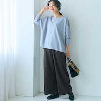 モデル身長169cm／M ※写真は撮影用のため股下+4cmになります。