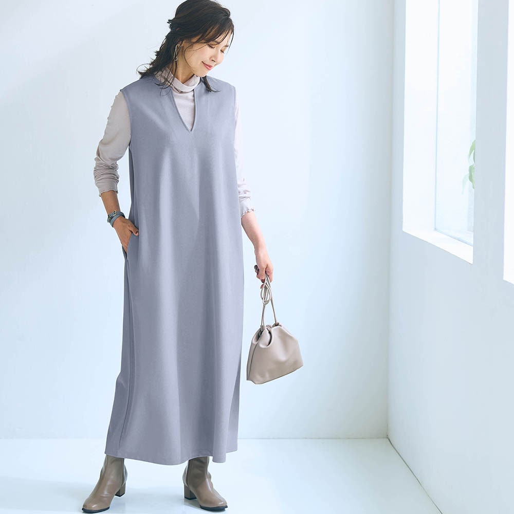 モデル身長165cm／M ※写真は撮影用のため身丈+4cmになります。