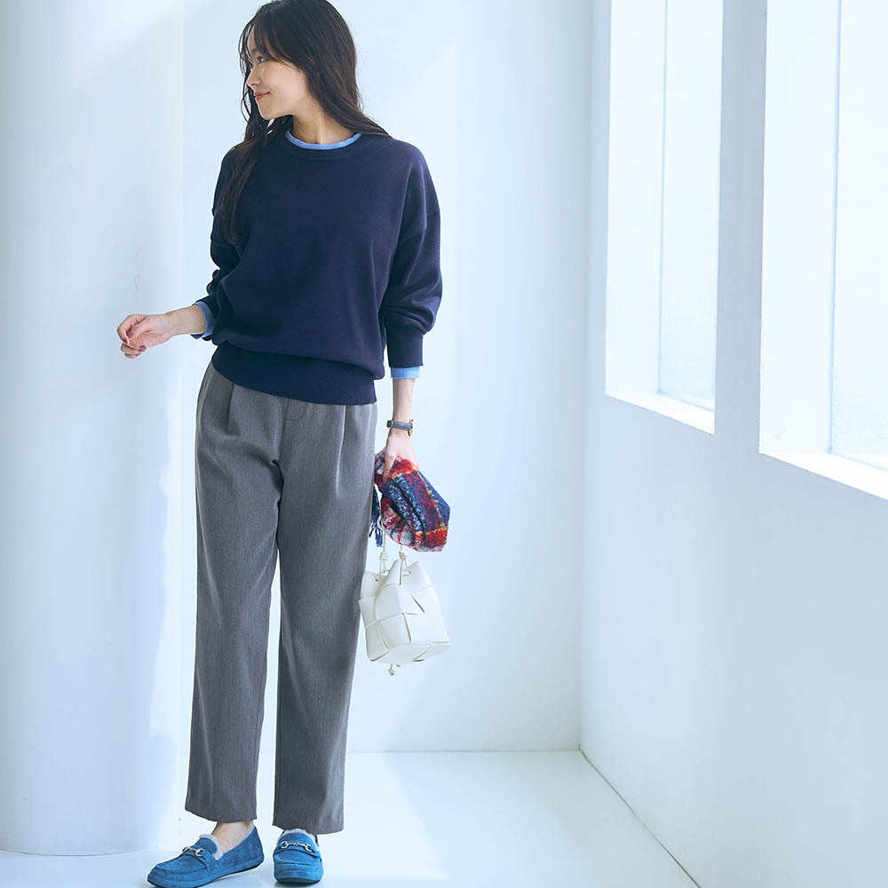モデル身長170cm／M ※写真は撮影用のため股下+4cmになります。