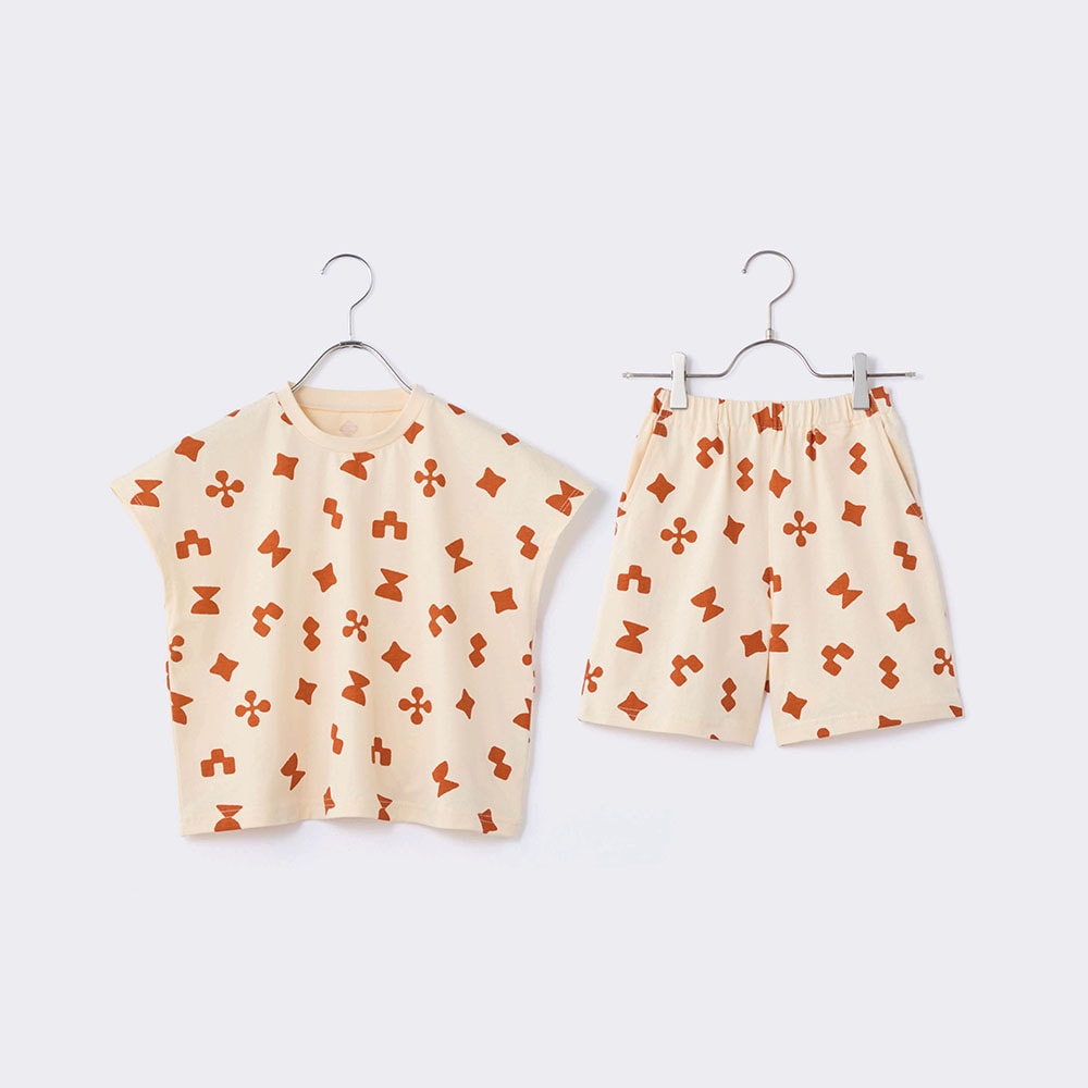 【LYKKE PARTY】総柄プリントフレンチスリーブTシャツ&ショートパンツセットアップ 【LYKKE PARTY】総柄プリントフレンチスリーブTシャツ&ショートパンツセットアップ