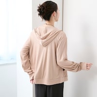 モデル身長165cm／Mサイズ