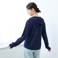 モデル身長165cm／Mサイズ