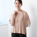 ベージュ