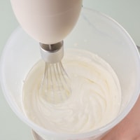 泡立てる・・・少量から泡だてOK、メレンゲ作りにも