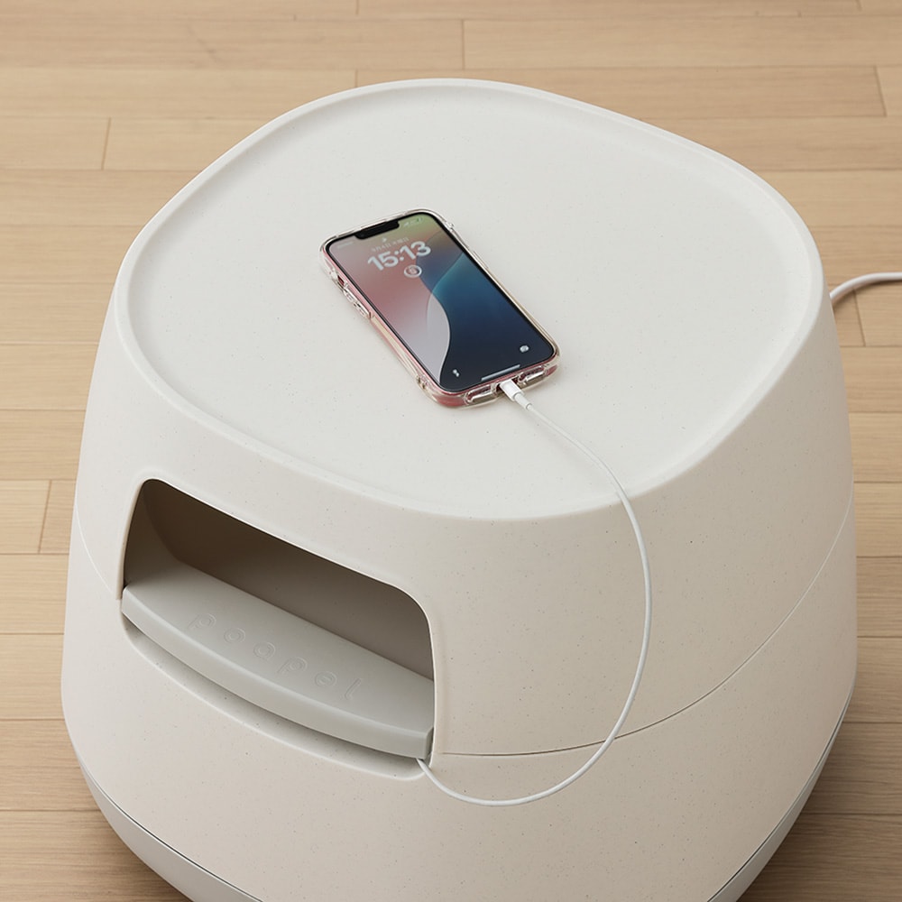 充電中もコードが邪魔になりません